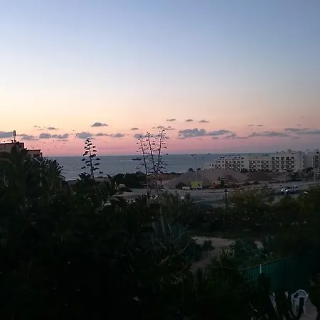 Mesonnet Avlida דירה *